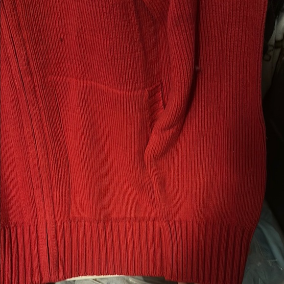 Red Sweater - Picture 4 of 4